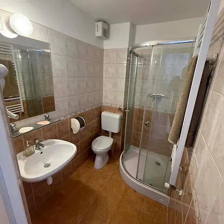4 Hordó - Panzió és étterem Bed & Breakfast 3*