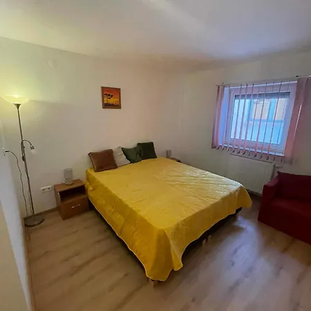 Panzió 4 Hordó - Panzió és étterem Komárom