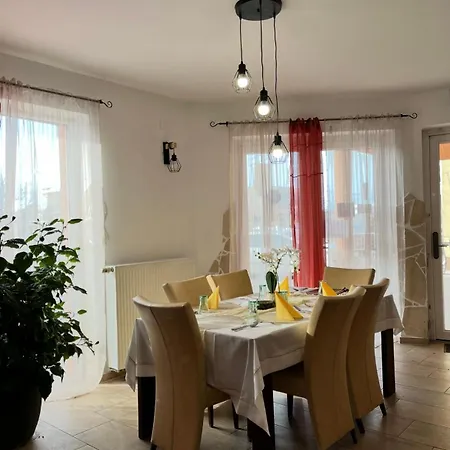 4 Hordó - Panzió és étterem