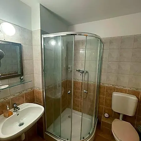 Bed & Breakfast 4 Hordó - Panzió és étterem 3*