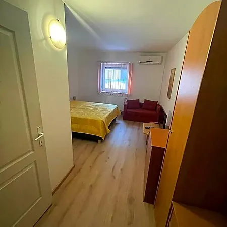 Bed & Breakfast 4 Hordó - Panzió és étterem Komárom