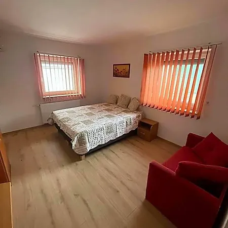 Bed & Breakfast 4 Hordó - Panzió és étterem 3*
