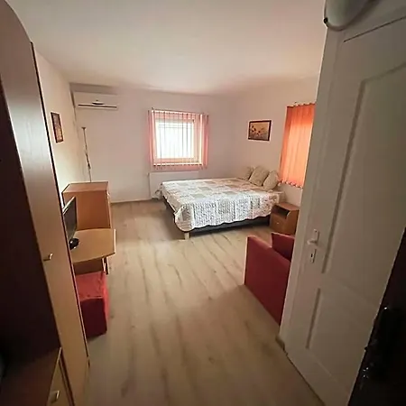 4 Hordó - Panzió és étterem Komárom