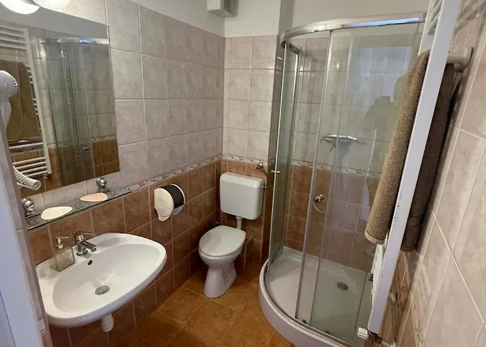 4 Hordo - Panzio Es Etterem Bed and Breakfast 3*